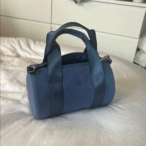 lululemon athletica Mini Bag in Navy Blue
